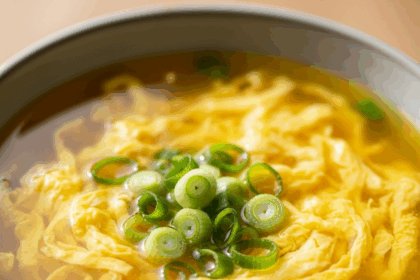 Quick & Simple Egg Drop Soup: A Cozy Bowl in Minutes