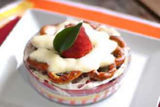 Southern Strawberry Pretzel Salad: Sweet & Salty Delight