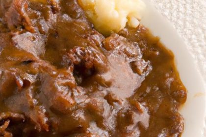 Homemade Brown Gravy: Simple Scratch Recipe to Savor
